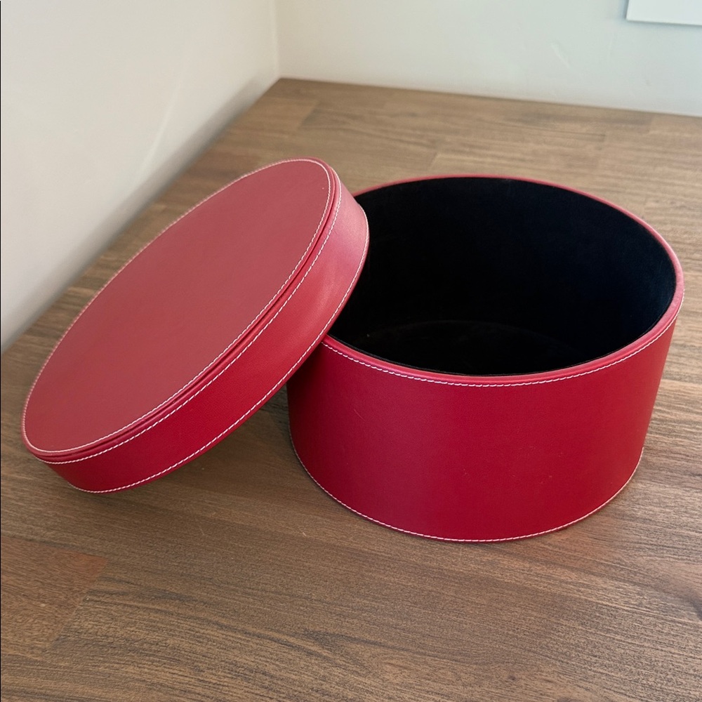 🎈Red Faux Leather White Thread Round Velvet Lined Storage Container 9.25”x4.75”